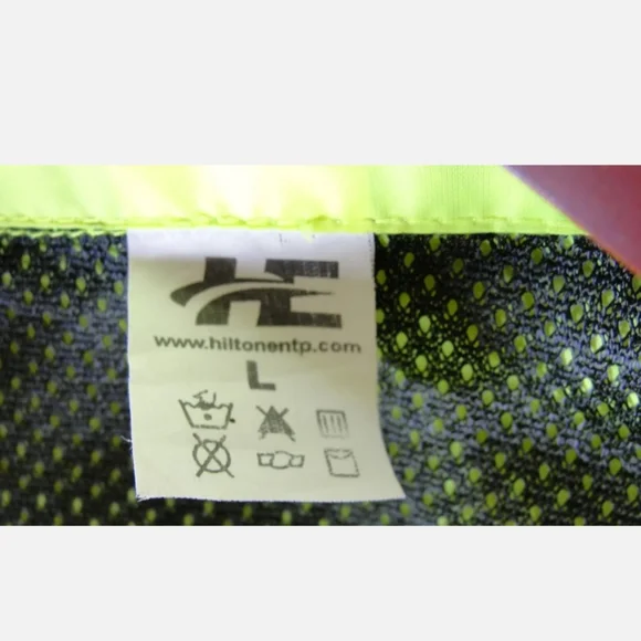 Hilton Wear Cycling Running Reflective lightweight rain jacket breathable Large - Picture 3 of 5